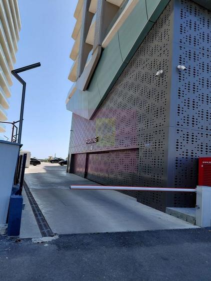 Apartament cu 2 camere nedecomandat în Est