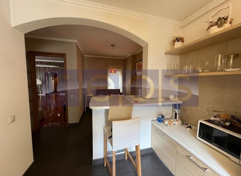 Apartament cu 3 camere semidecomandat în Beller