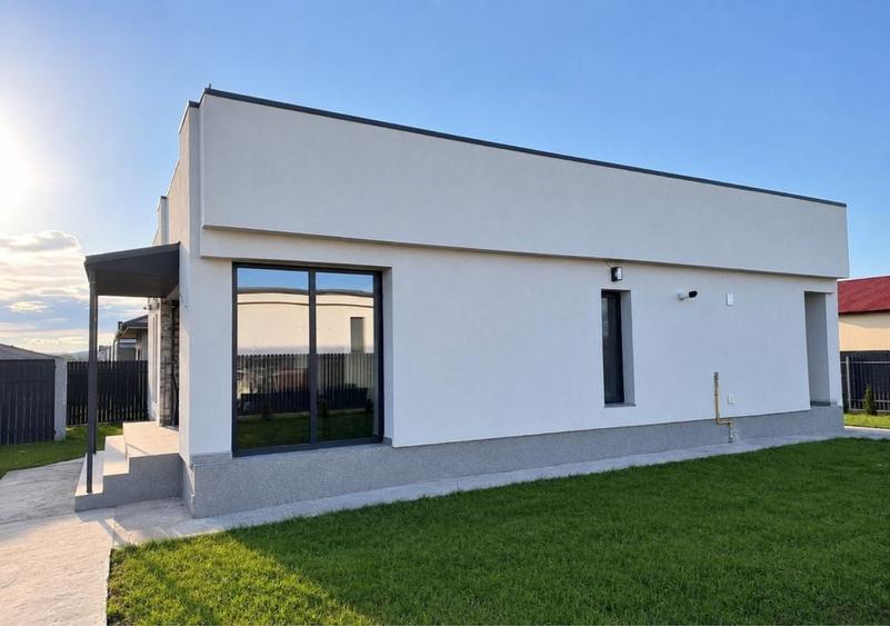 Casă cu 2 camere în Șerbănești