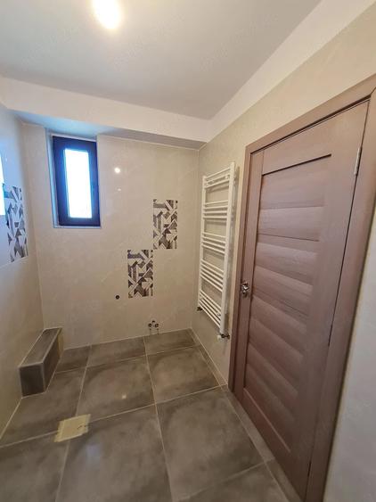 Casă cu Teren 500 Mp în Central