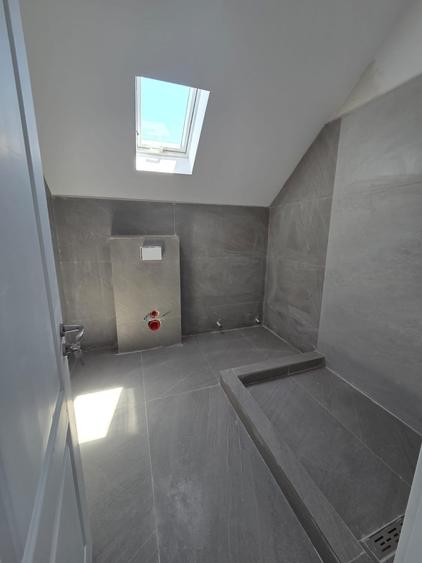 Casă individuală cu 5 camere cu Teren 460 Mp în Țegheș