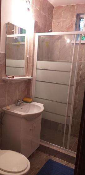Apartament cu 2 camere semidecomandat în Simeria