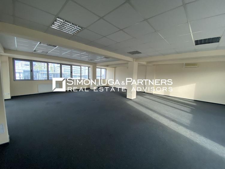 Birou, de 1,000 mp, în Zorilor