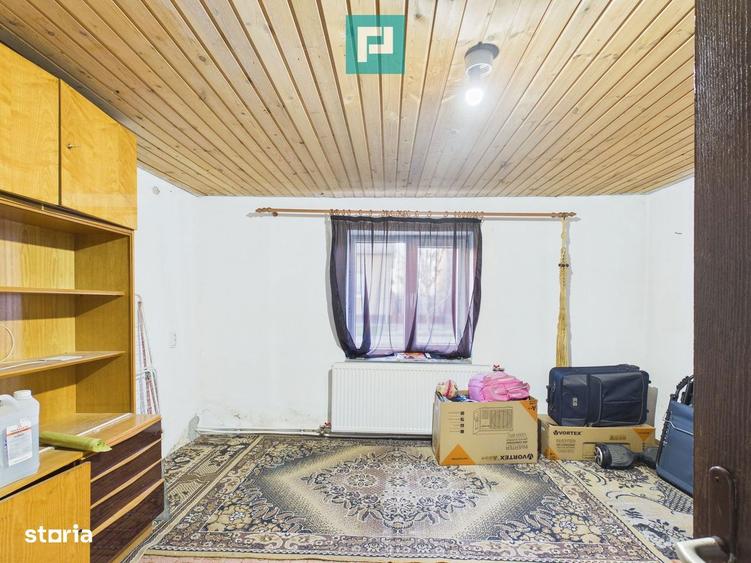 Casă cu 7 camere cu Teren 3141 Mp în Macea