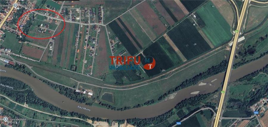 Teren Construcții intravilan de 1067 mp, în Partoș