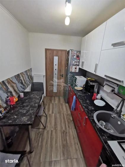 Apartament cu 3 camere decomandat în Central