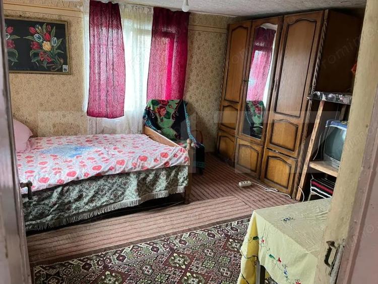 Casă cu Teren 1688 Mp în Brădești