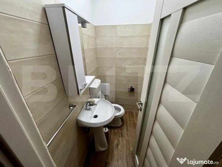 Apartament cu 4 camere decomandat în Central