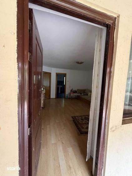Casă cu 4 camere cu Teren 230 Mp în Mărgineanu