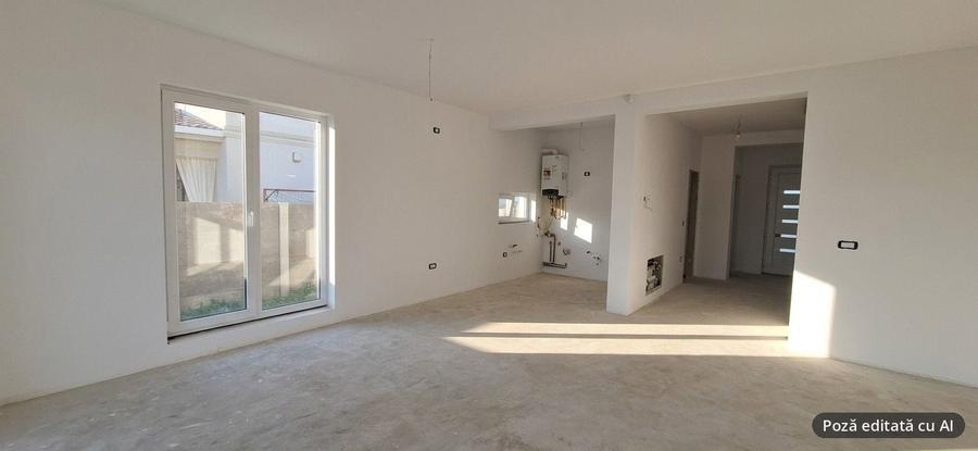 Duplex cu 4 camere cu Canalizare în Dumbrăvița