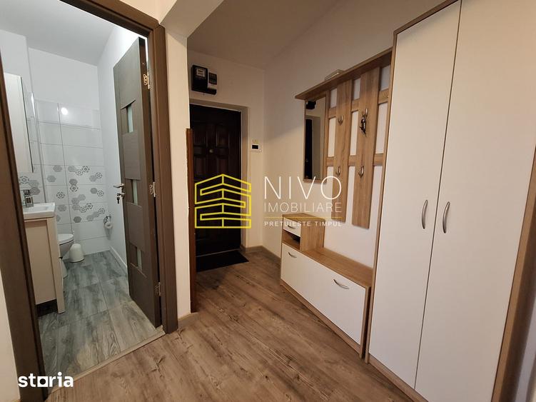 Apartament cu 2 camere decomandat în 22 Decembrie 1989