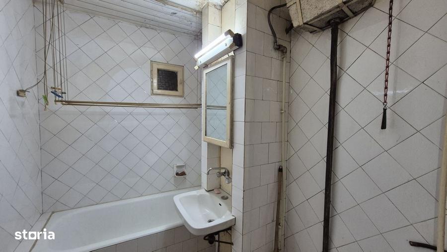Apartament cu 2 camere decomandat în Grivița