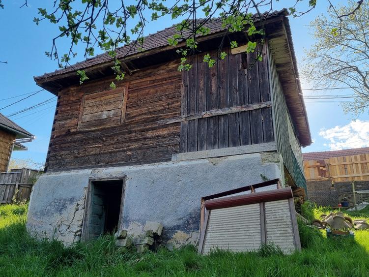 Casă individuală cu 2 camere cu Teren 677 Mp în Mușca
