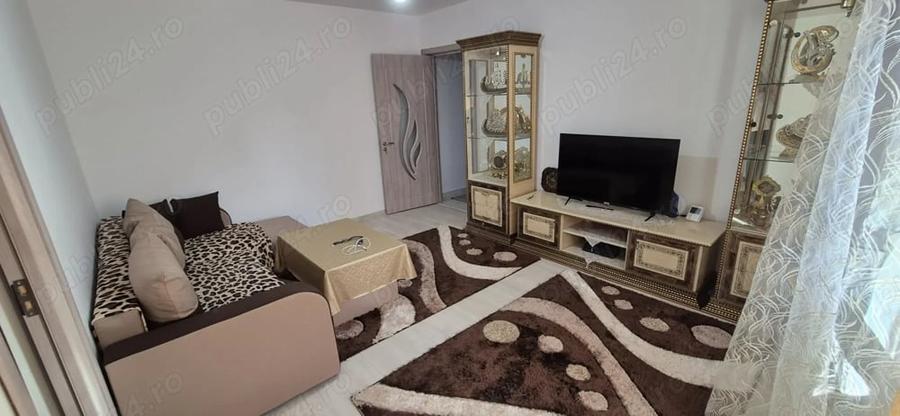 Casă cu 2 camere semidecomandat în Casa de Cultură