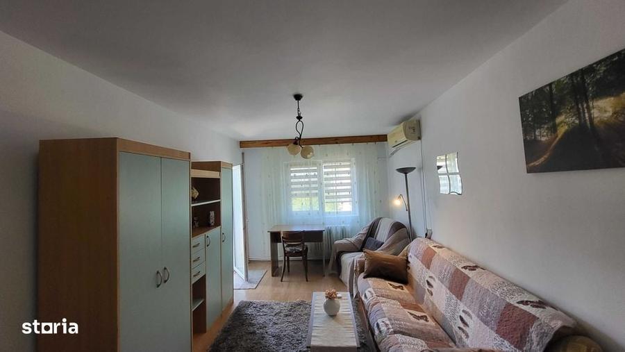 Apartament cu 2 camere decomandat în Canta