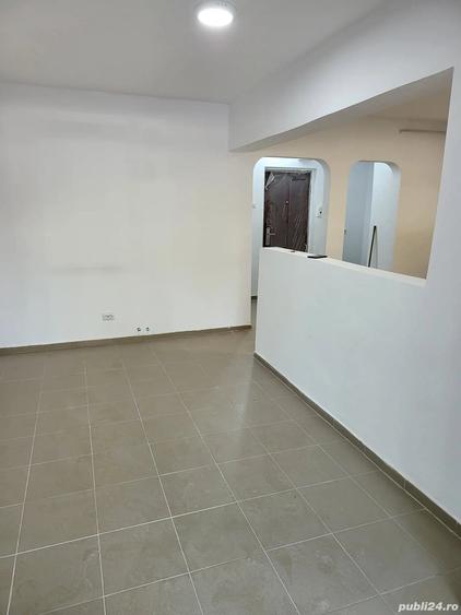 Spațiu comercial, de 34 mp, în Central