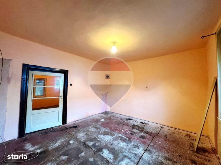 Casă cu 3 camere în Nădab