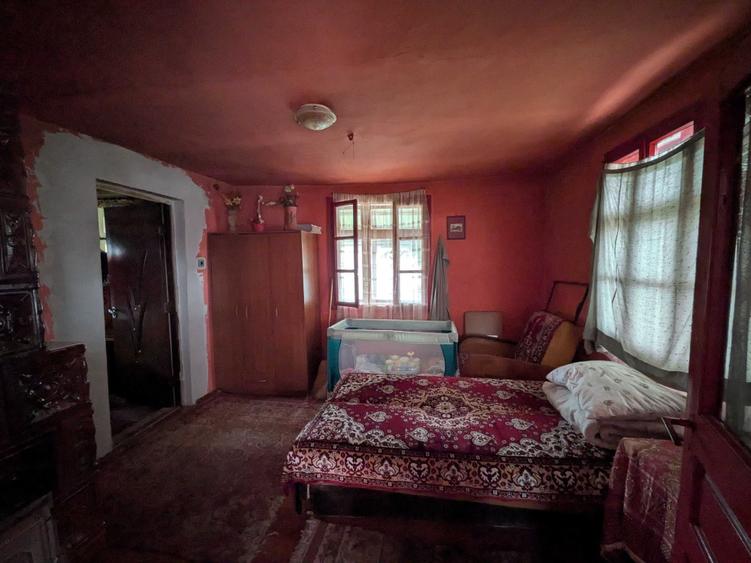 Casă cu 4 camere în Cornățel