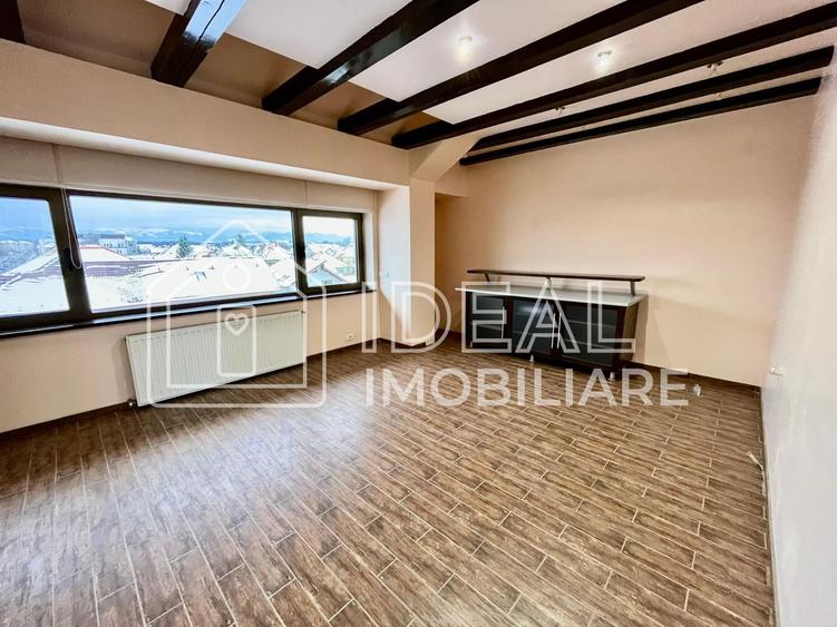 Birou, de 120 mp, în Calea Dumbrăvii