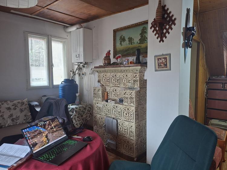 Teren Construcții intravilan de 979 mp, în Furnica