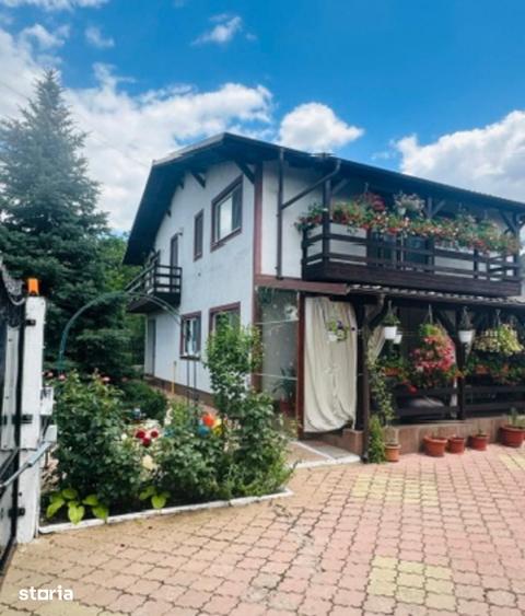 Casă cu 4 camere cu Teren 562 Mp în Balotești