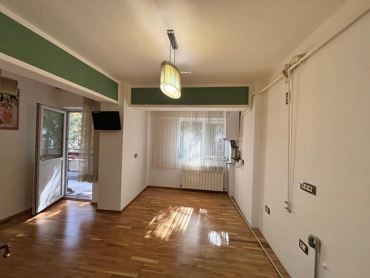 Apartament cu 3 camere decomandat în Cartierul Traian