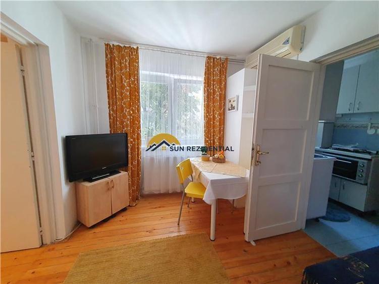 Apartament cu 2 camere semidecomandat, mobilat în Decebal