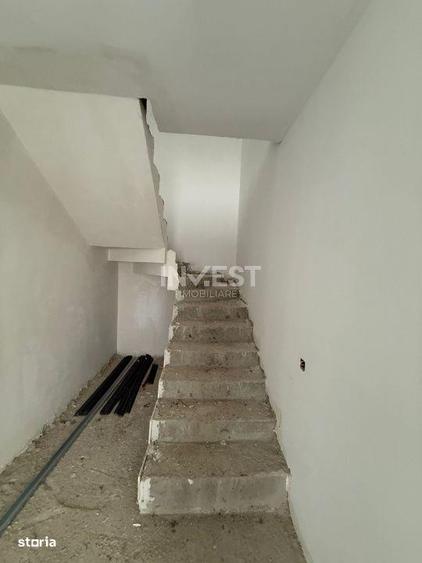 Casă cu 4 camere decomandat cu Canalizare în Popas Păcurari
