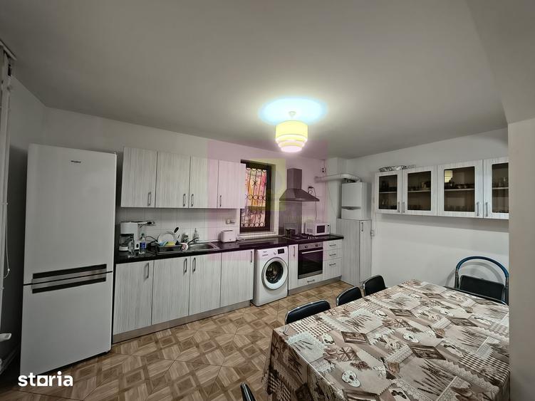 Casă cu 7 camere cu Teren 280 Mp în Rahova