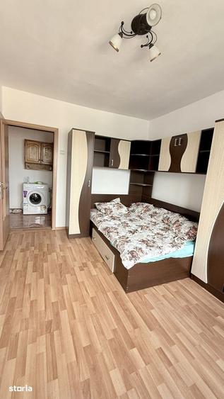 Apartament cu 3 camere în Ostroveni
