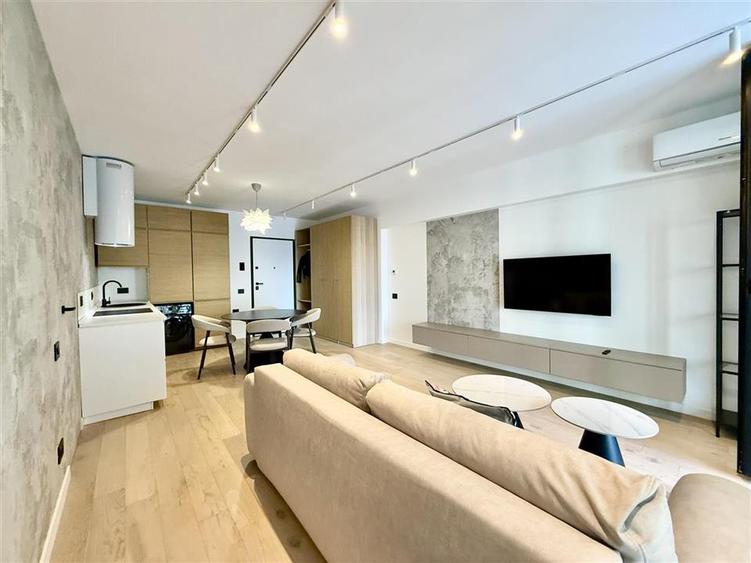 Apartament cu 2 camere decomandat, mobilat în Cotroceni