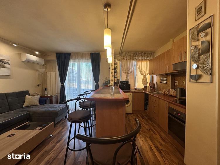 Apartament cu 3 camere semidecomandat în Ultracentral