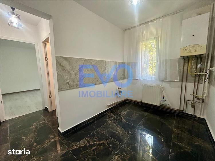 Apartament cu 3 camere în Tătărași