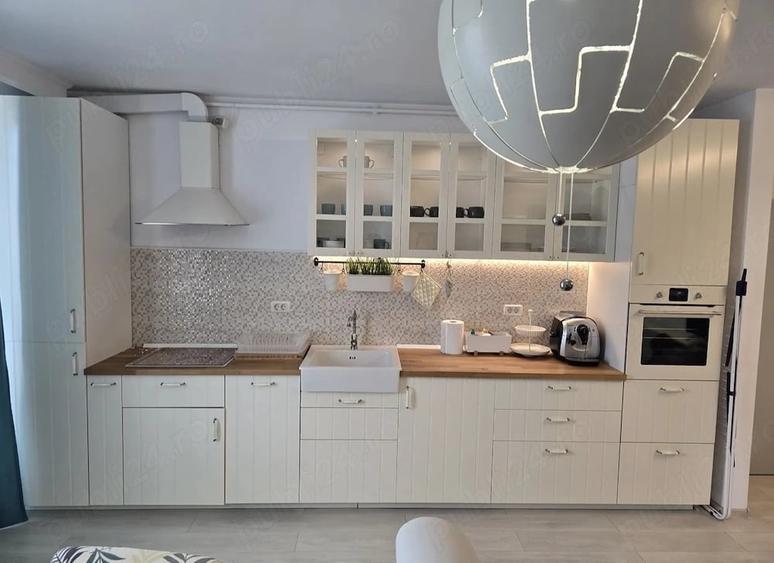 Apartament cu 2 camere semidecomandat în Central