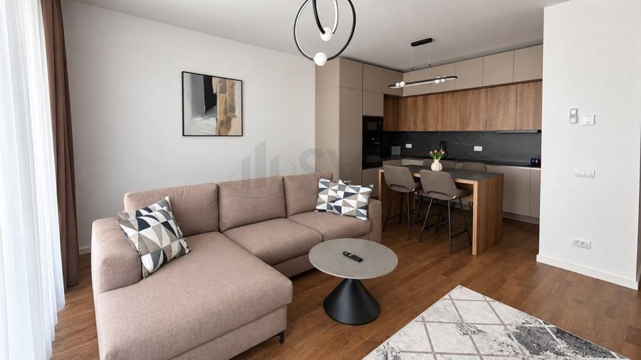Apartament cu 2 camere decomandat în Băneasa