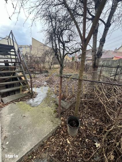 Casă cu 3 camere cu Teren 435 Mp în Plopilor