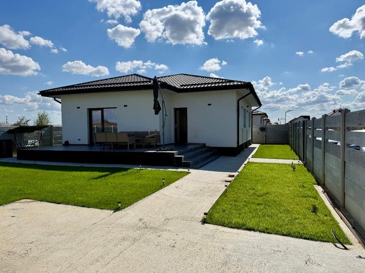 Casă individuală cu 5 camere cu Teren 402 Mp în Olteni