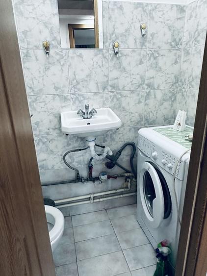 Apartament cu 3 camere decomandat în Independenței
