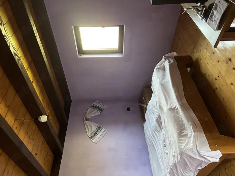 Casă cu 2 camere cu Teren 7500 Mp în Sulighete