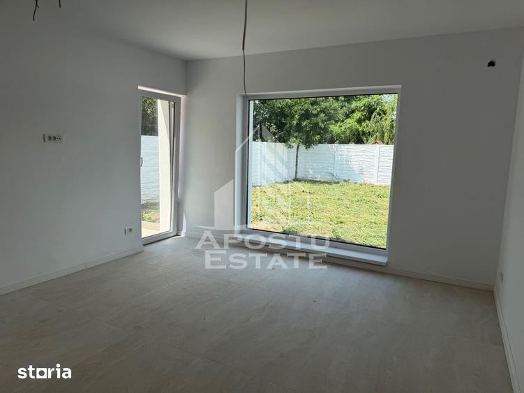 Duplex de vanzare cu 4 camere si 2 bai ,Ghiroda - 2