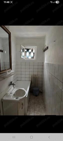 Apartament cu 2 camere nedecomandat în Central