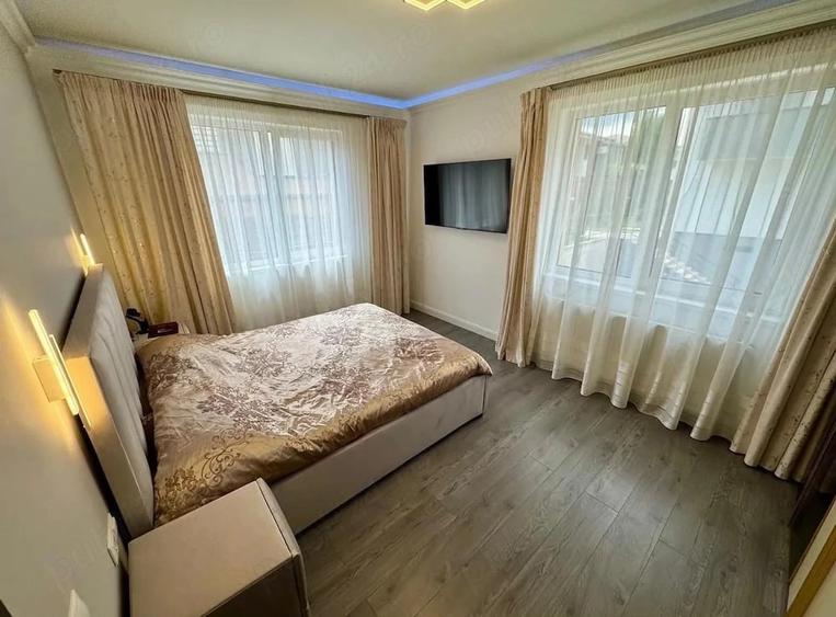 Apartament cu 3 camere decomandat în Florești