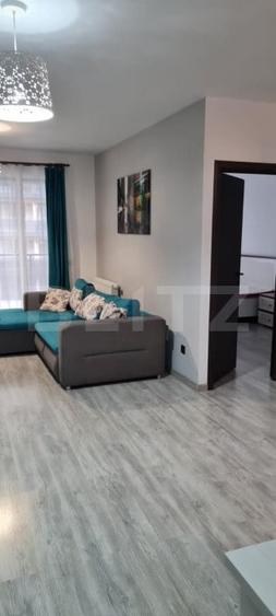 Apartament cu 2 camere semidecomandat, mobilat în Sopor