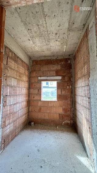 Duplex cu 4 camere cu Teren 372 Mp în Sânandrei
