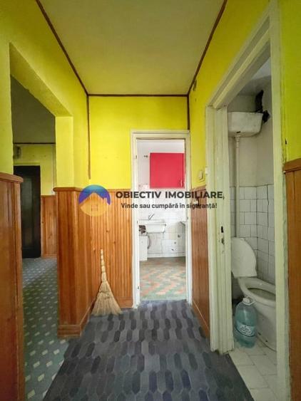 Apartament 3 camere/ETAJ 2-CENTRU . - 2