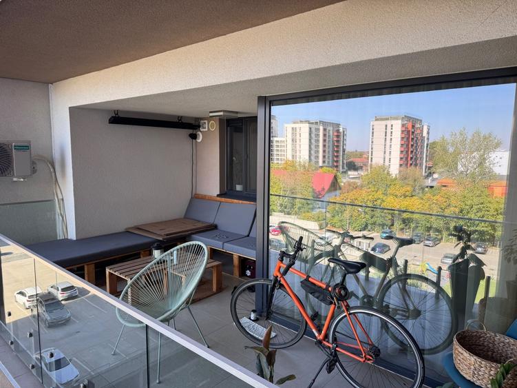 Apartament cu 2 camere decomandat, mobilat în Aradului