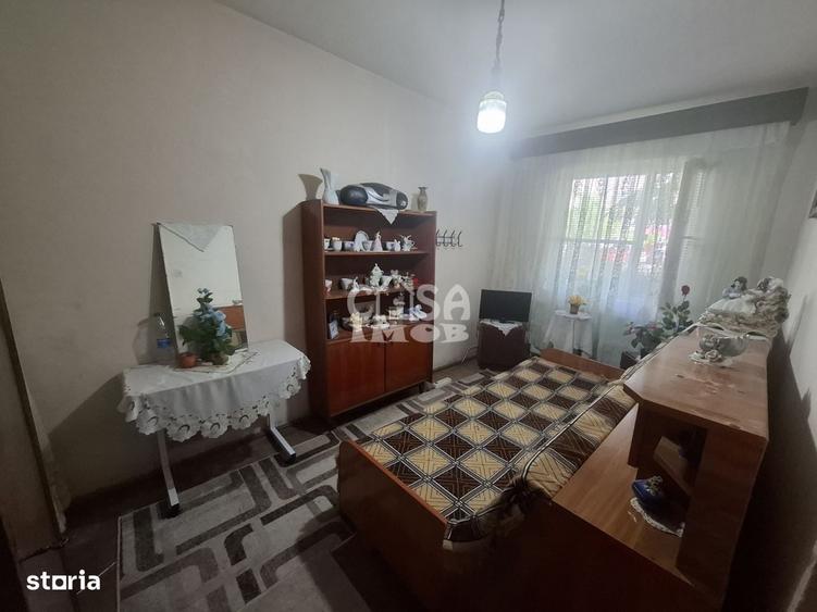 Apartament cu 2 camere în Micro 8