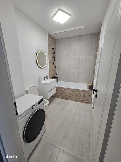 Apartament cu 2 camere semidecomandat în Florești