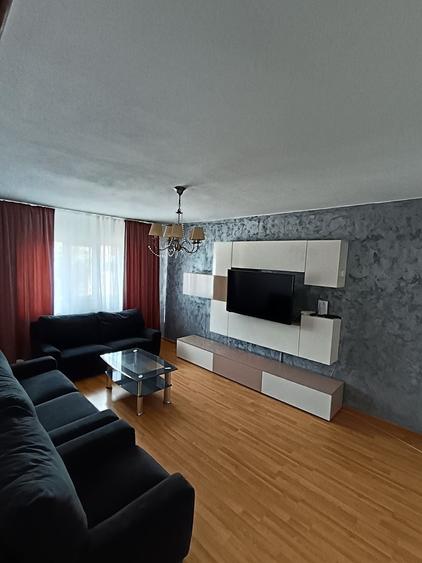 Apartament cu 2 camere decomandat în Valea
