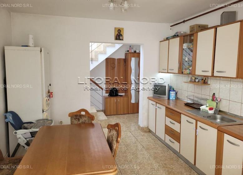 Apartament cu 2 camere decomandat în Poarta 6
